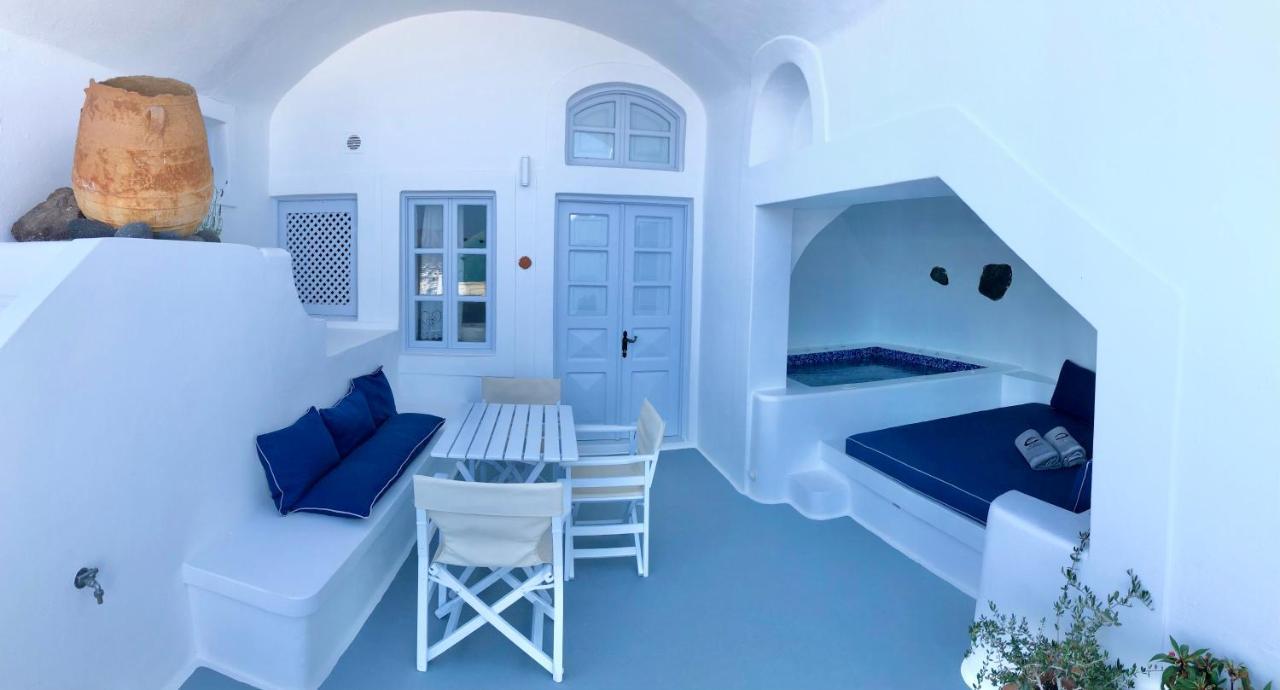 Altana Heritage Suites Imerovigli  Exterior photo